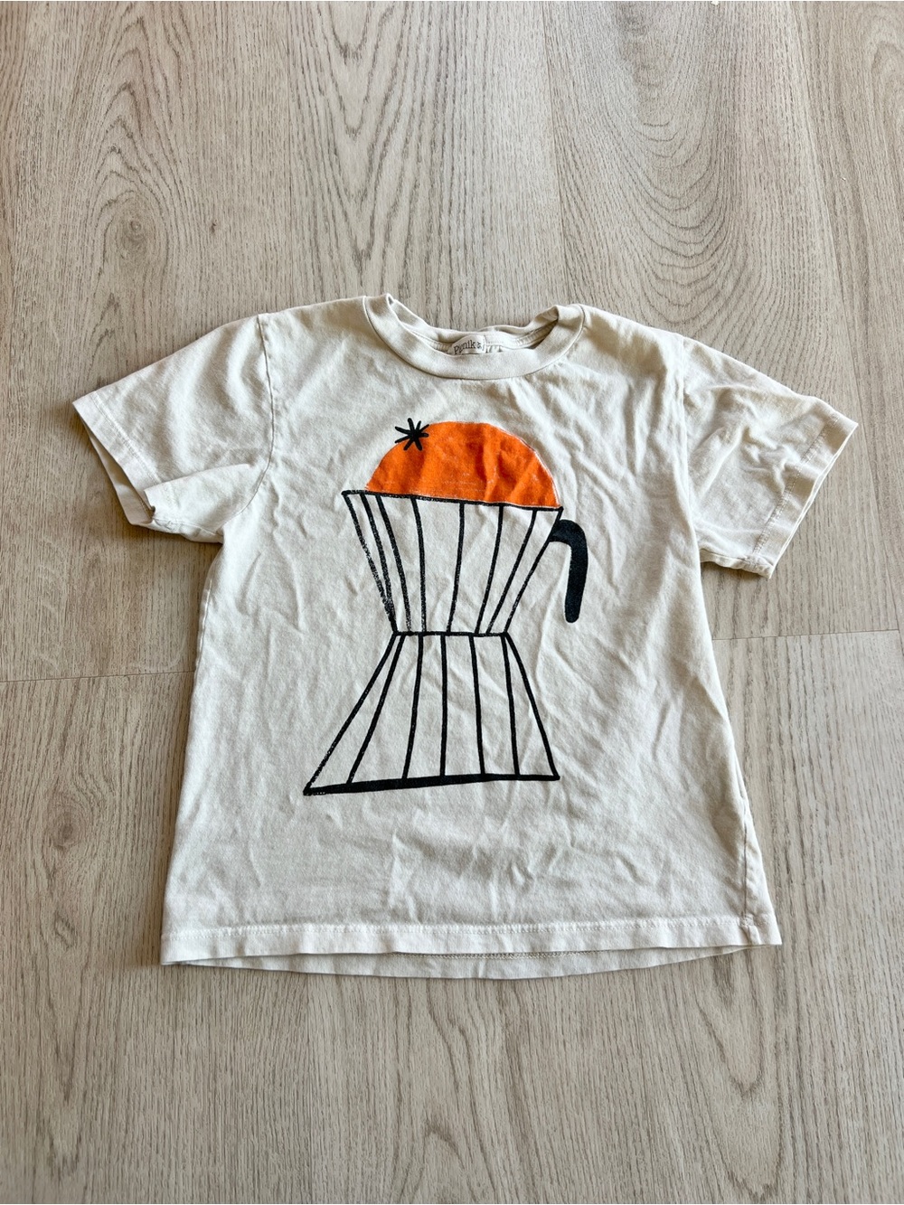 Graphic tee